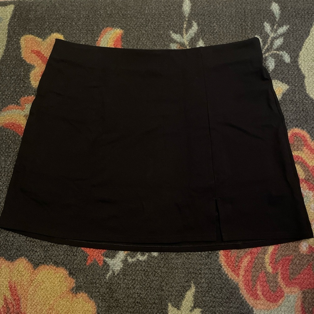 American Eagle Outfitters Black knit mini skort